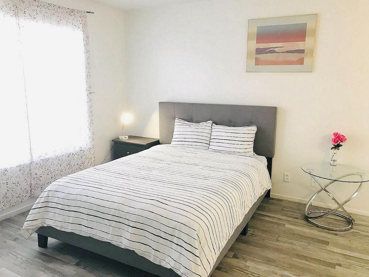 Super 1 Bedroom With Private Bathroom, Shared Kitchen Room -3 Las Vegas Dış mekan fotoğraf