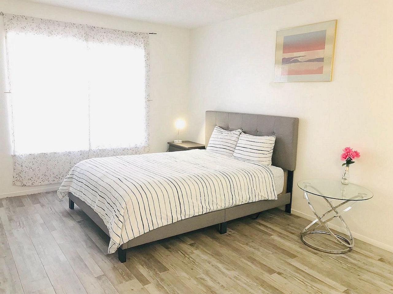 Super 1 Bedroom With Private Bathroom, Shared Kitchen Room -3 Las Vegas Dış mekan fotoğraf