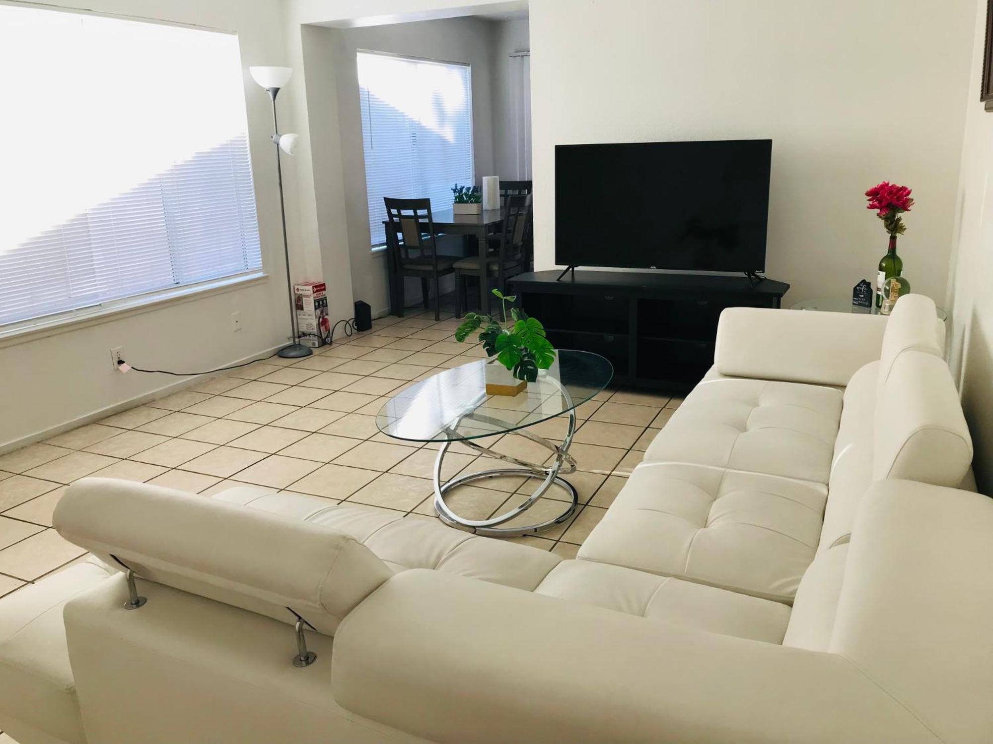 Super 1 Bedroom With Private Bathroom, Shared Kitchen Room -3 Las Vegas Dış mekan fotoğraf