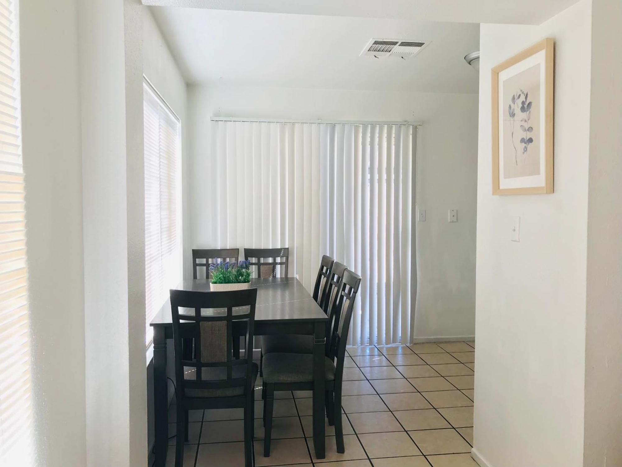 Super 1 Bedroom With Private Bathroom, Shared Kitchen Room -3 Las Vegas Dış mekan fotoğraf