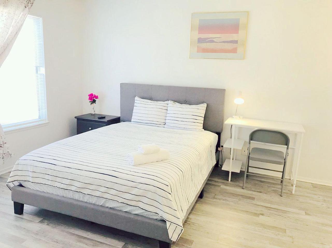 Super 1 Bedroom With Private Bathroom, Shared Kitchen Room -3 Las Vegas Dış mekan fotoğraf